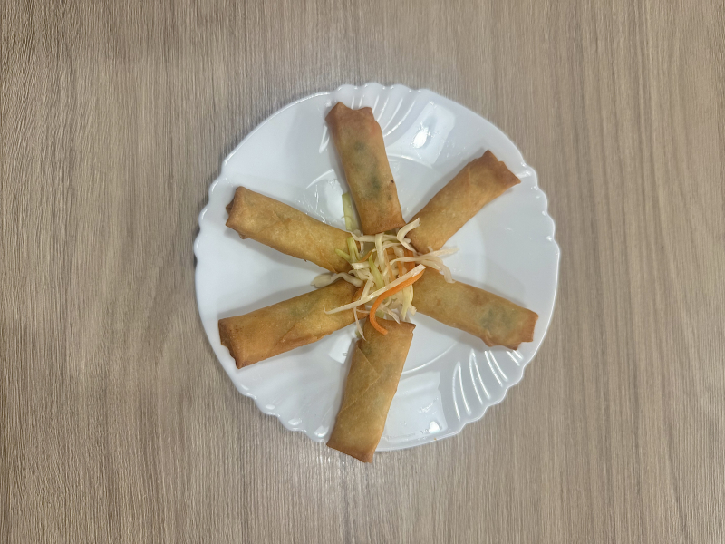 74. Smažené vegetariánské závitky (6ks)